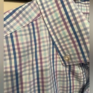 Men’s Vineyard Vines Whale Shirt.